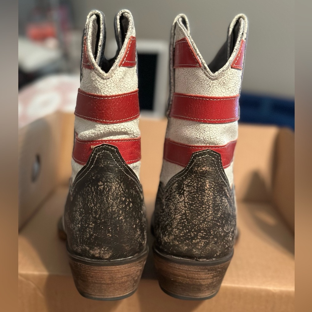Roper western boots, American flag distressed